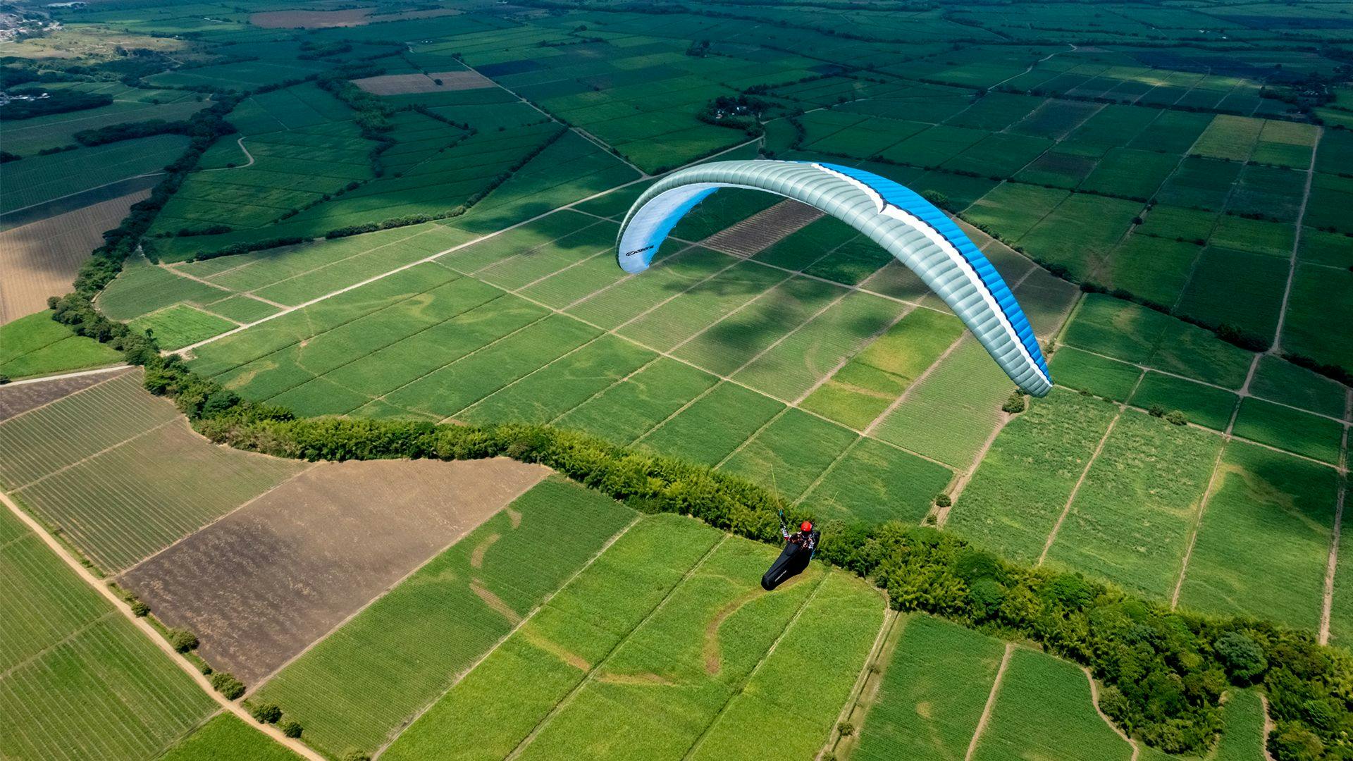 paragliders hero image