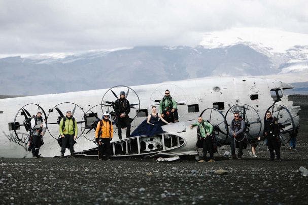 Island mit dem Motor Gleitschirm