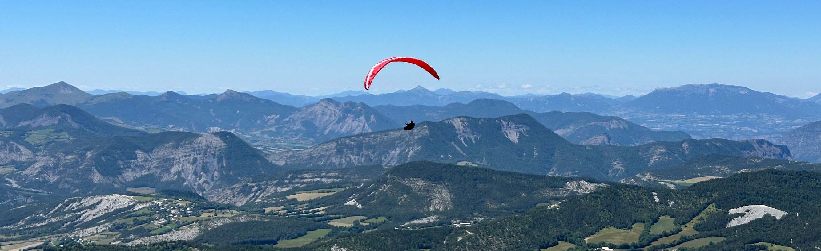 paragliders hero image