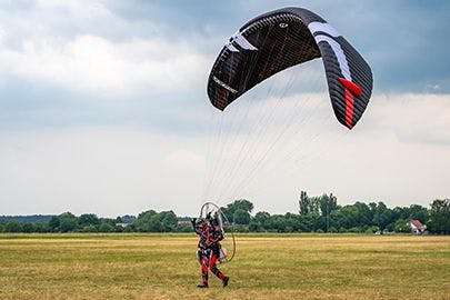 Pawel Vince il Campionato Polacco Volando col Viper 6